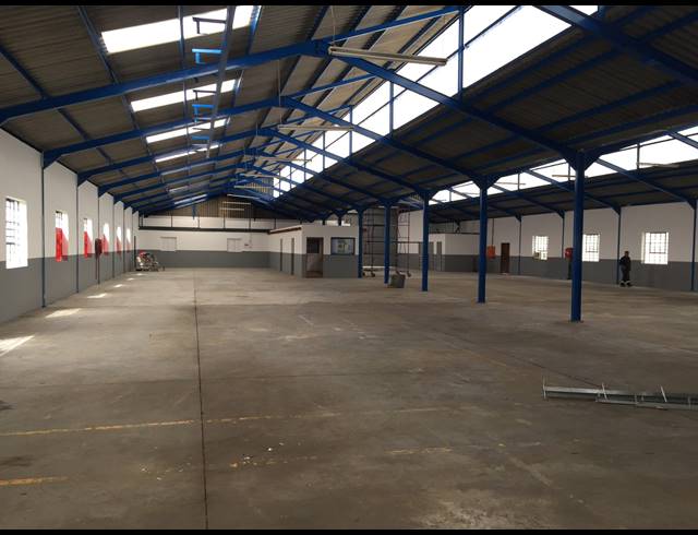 1,275M² FACTORY TO LET IN BEACONVALE